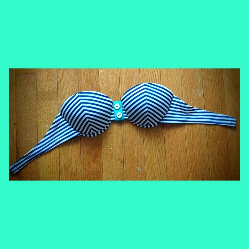 3 for $20 swimwear!! Xhilaration Striped, Strapless Bikini Top, Size Medium